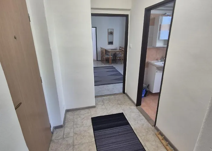 Pro 4 Osoby, Apartman *